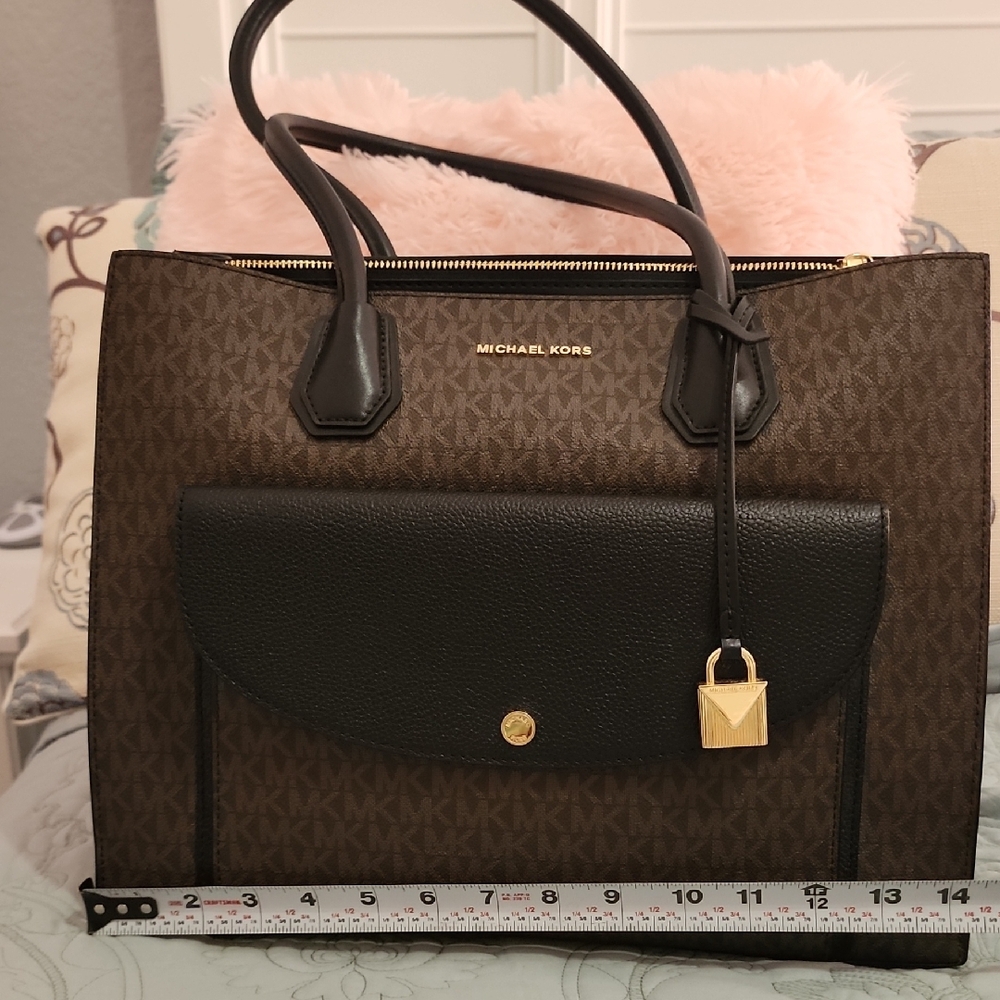 MICHAEL KORS Iconic logo Brown and Black Tote - Picture 7 of 9